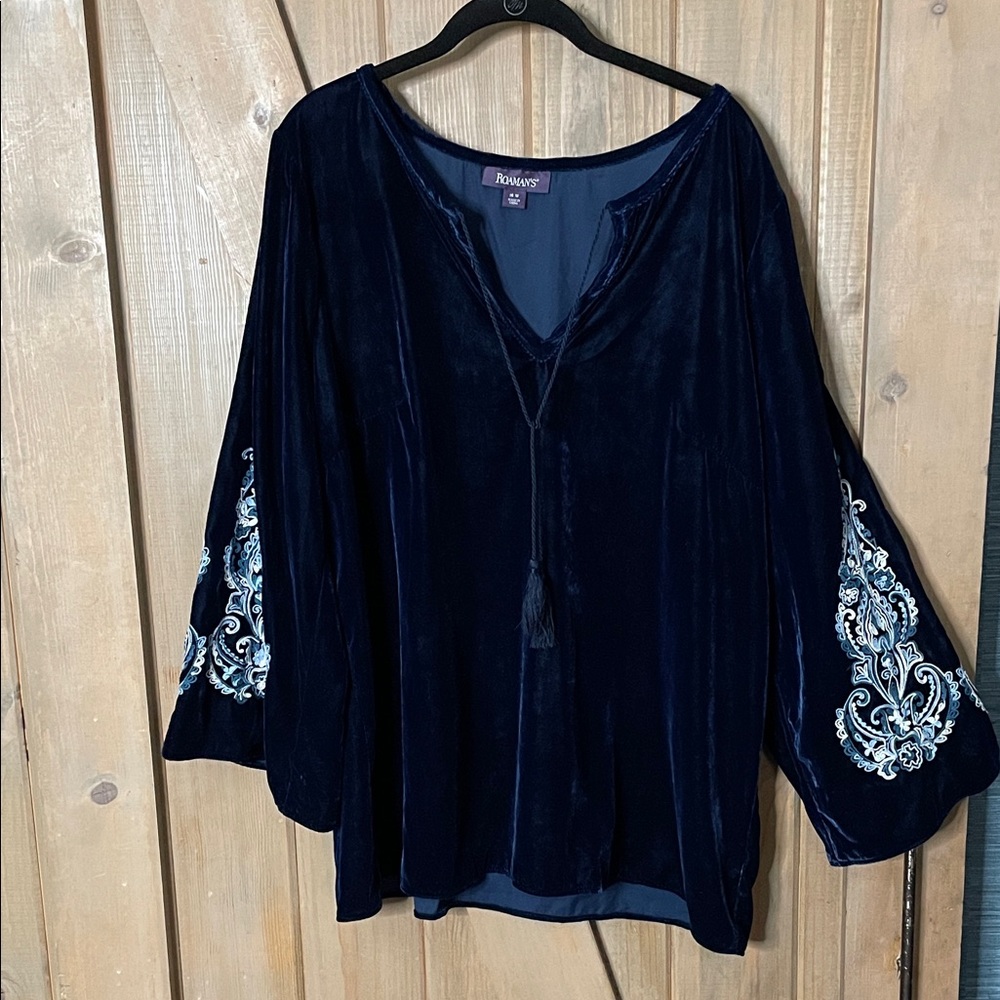 ROMAN’S 18 W Deep Blue Velvet Blouse with Embroidery
